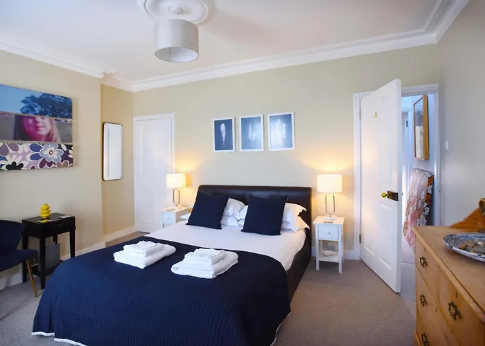 Arthouse Canterbury-Free Secure Parking