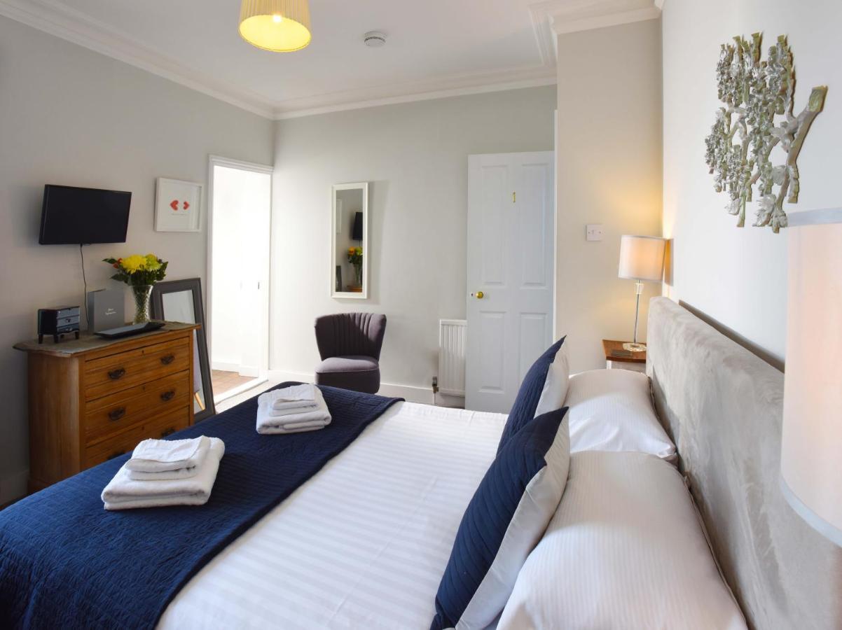 Arthouse Canterbury-free Secure Parking Holiday home *