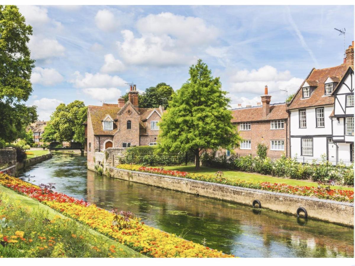 Arthouse Canterbury-free Secure Parking Holiday home