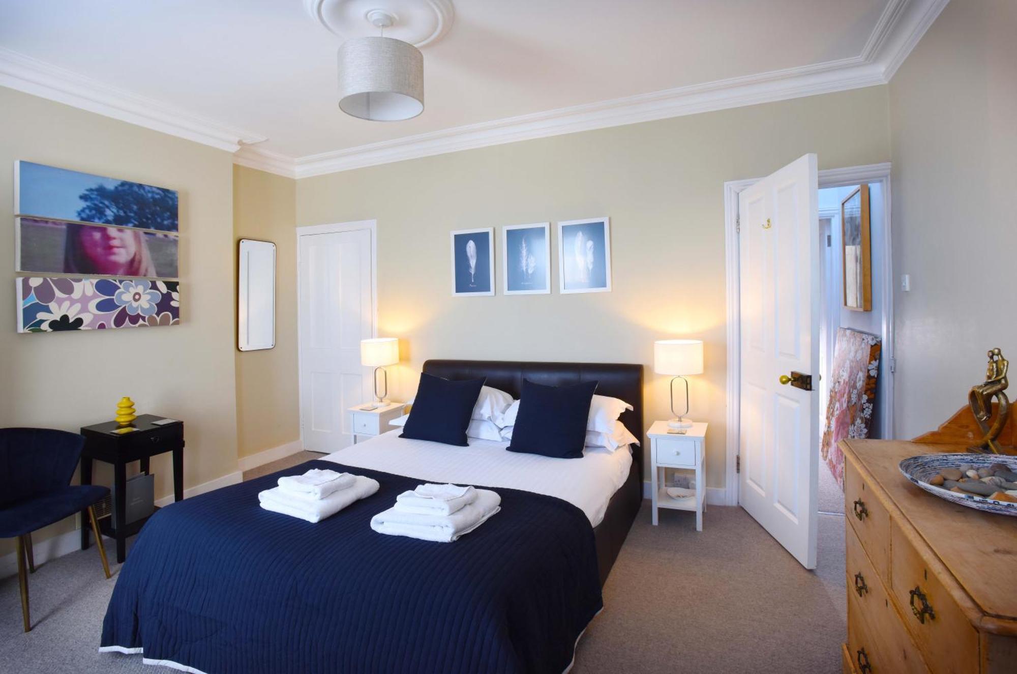 Arthouse Canterbury-free Secure Parking Holiday home