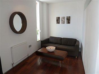 Arthouse Canterbury-free Secure Parking *
